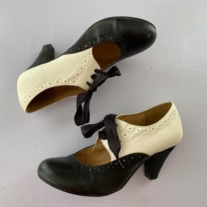 Chelsea Crew Black and White Sylvia Heels 40